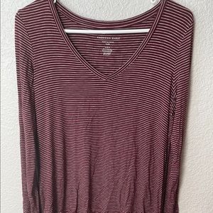American eagle soft long sleeve maroon top